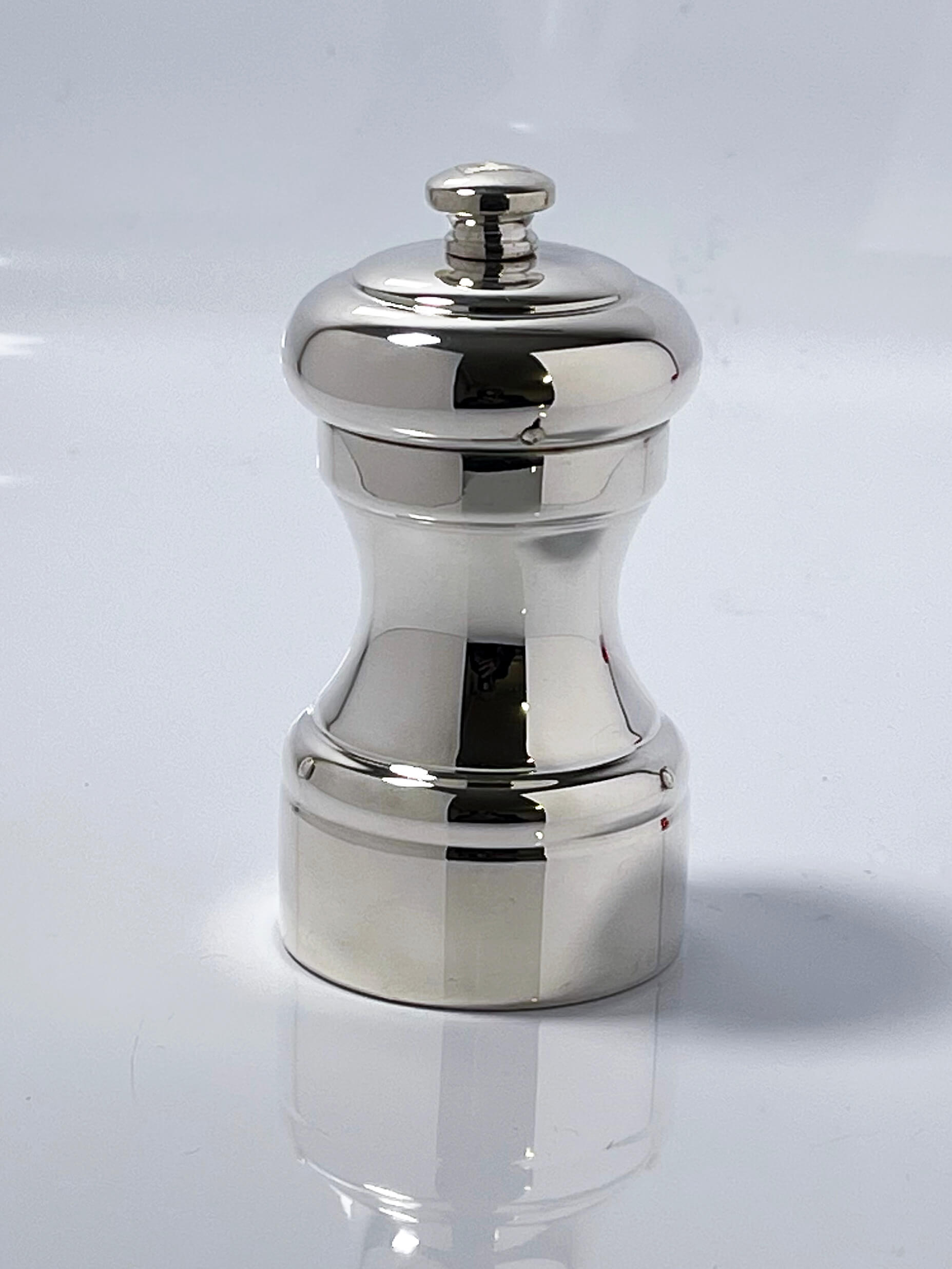 Peberkværn i sølv "Derby"